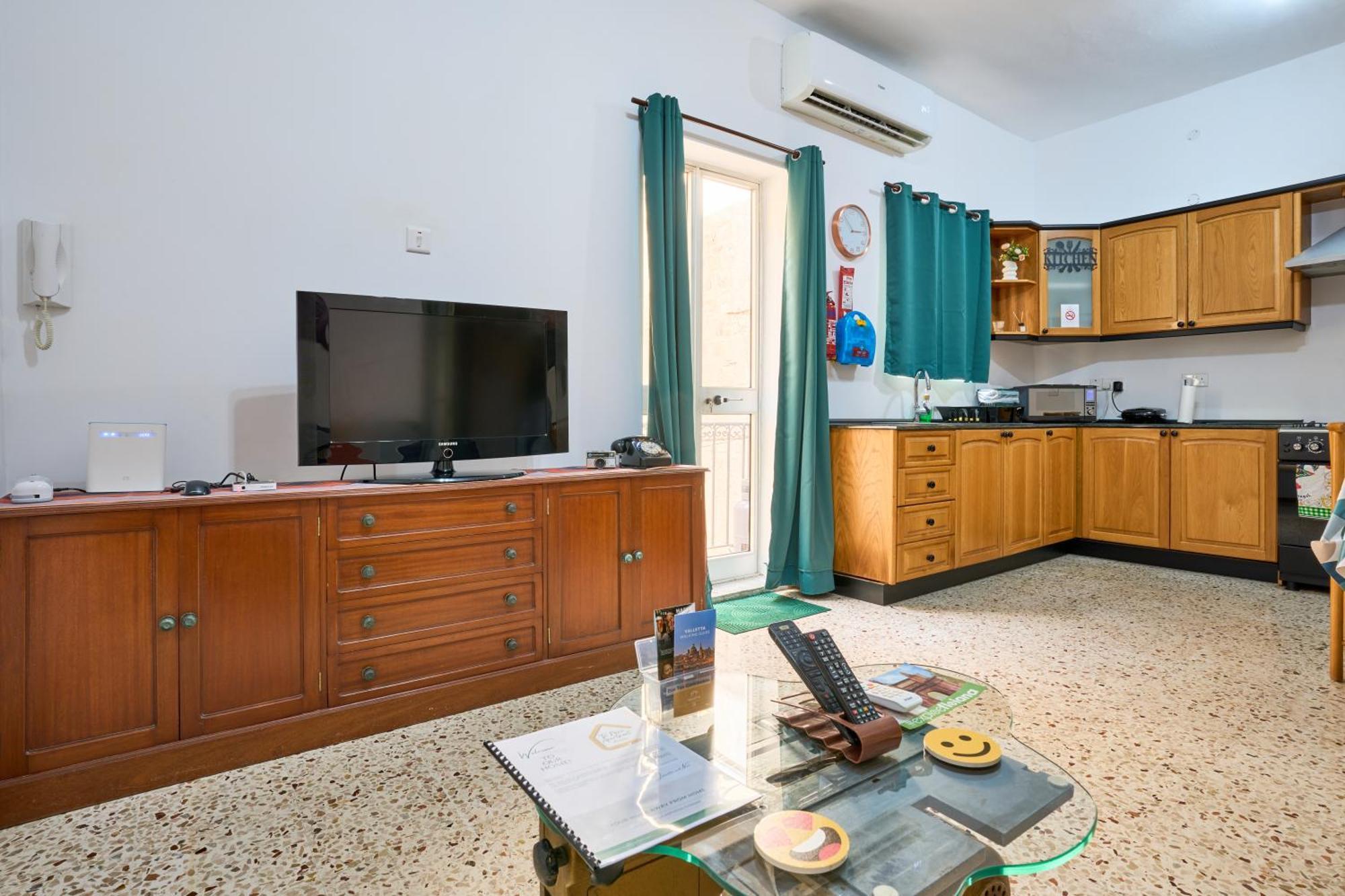 Ta' Nena Apartment In Floriana, 10 Minutes Away From Valletta Exterior photo
