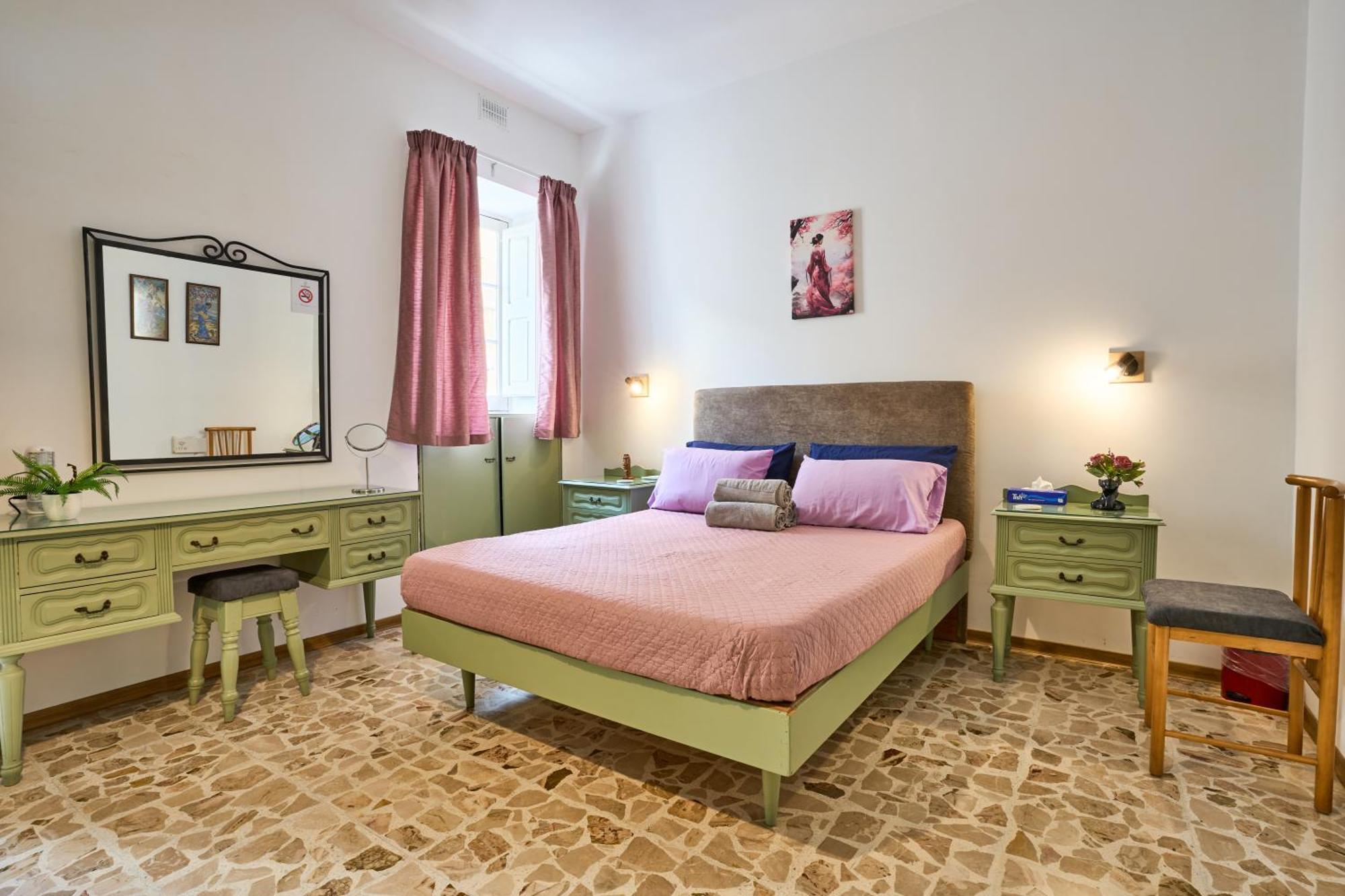 Ta' Nena Apartment In Floriana, 10 Minutes Away From Valletta Exterior photo